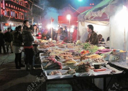 凤凰夜市小吃大排场摄影图图片