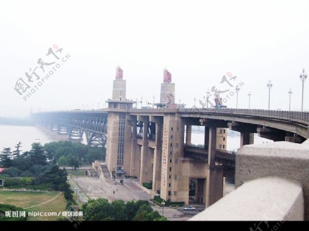 南京长江大桥之二图片
