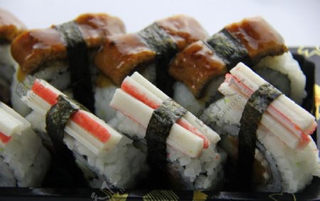蟹柳鳗鱼寿司图片