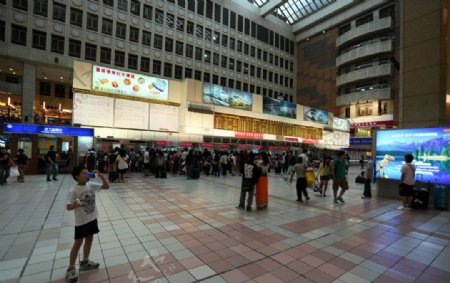 风景名胜建筑景观旅游印记台北铁路列车站售票处图片