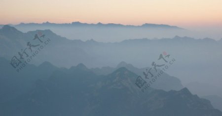 华山群峰之日薄西山图片