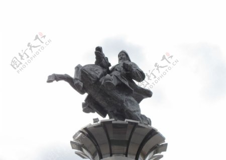 成吉思汗雕塑图片
