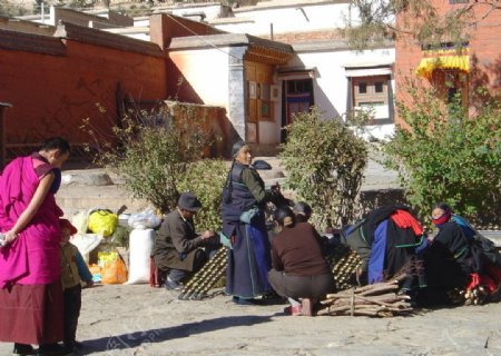 藏民干活图片