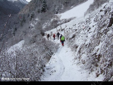 户外雪山图片