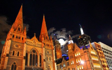 美国教堂夜景图片