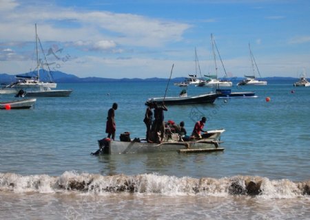 非洲渔人和海滩的美景图片