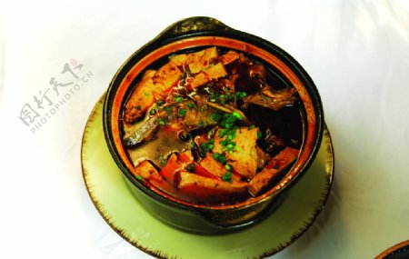 刺鱼炖老豆腐图片