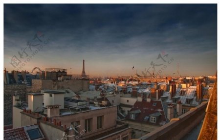 黄昏的巴黎城图片