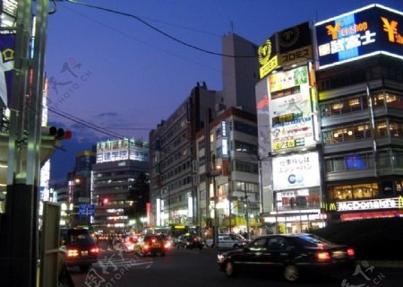 东京银座大街夜景图片