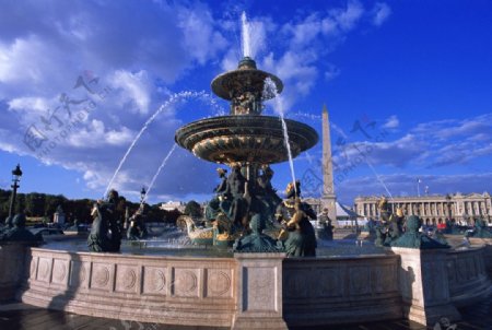 法国广场喷泉图片