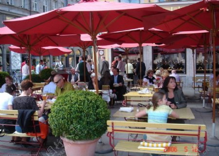 德国法兰克福街头咖啡馆图片