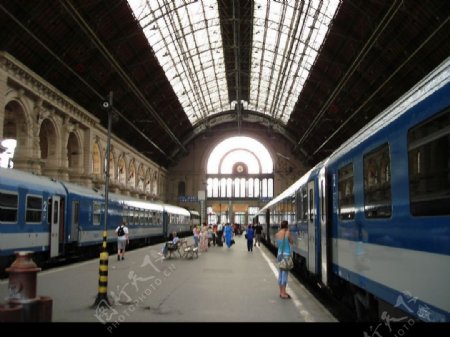 布达佩斯火车东站站内图片