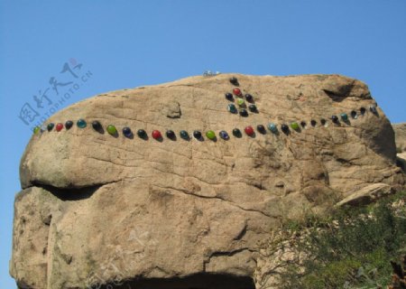 珠山石壁图片