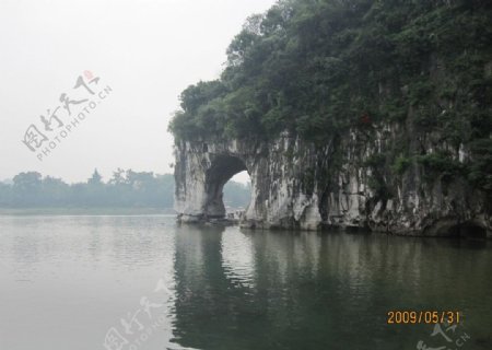 象鼻山图片