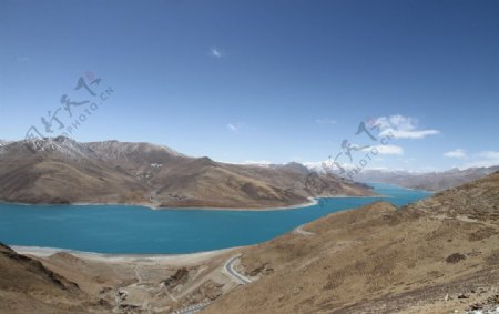西藏羊湖图片