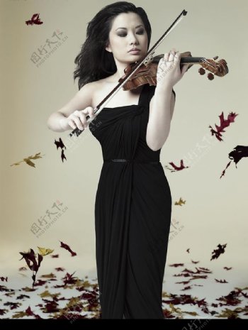 韩国小提琴家莎拉张图片