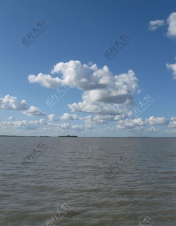黑鱼湖图片