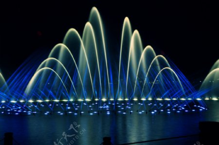 西湖音乐喷泉图片
