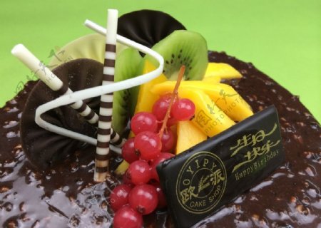 生日蛋糕巧克力蛋糕图片