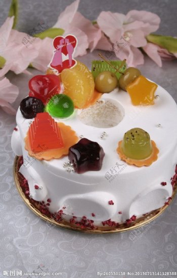 水晶恋人蛋糕图片