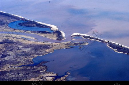 世界上最大的湖泊里海图片