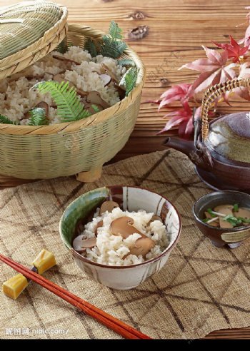 香菇米饭图片