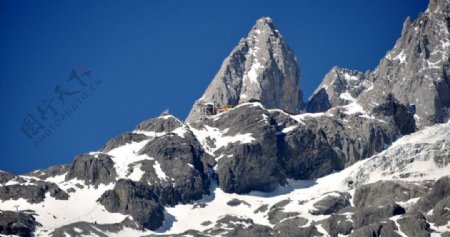 玉龙雪山近景图片