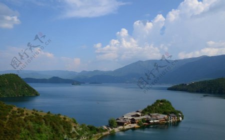 泸沽湖之湖中城图片