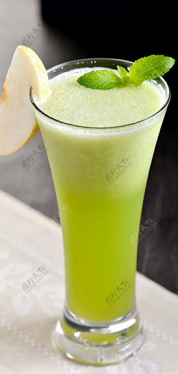 果汁青苹果汁图片