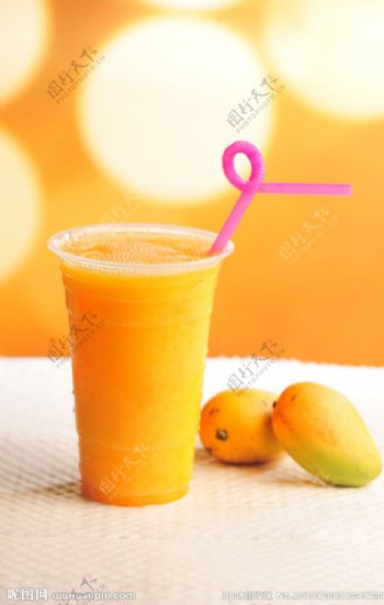 芒果木瓜汁图片