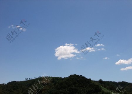 青山白云图片