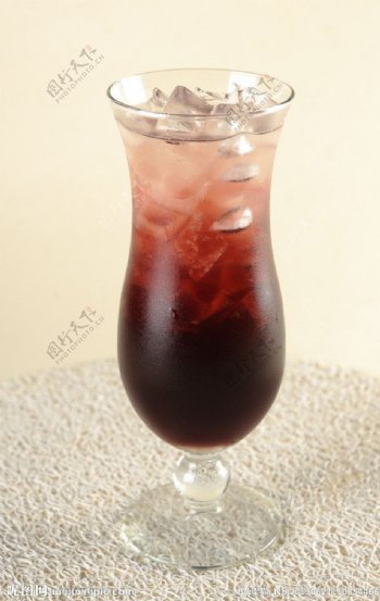 洛神莓果冰茶图片