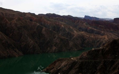 李家峡库区图片