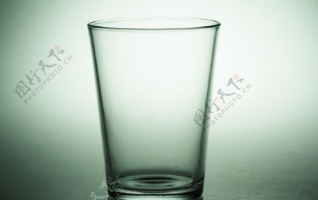 玻璃器皿杯子图片