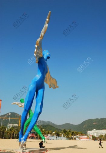 深圳大梅沙雕塑图片