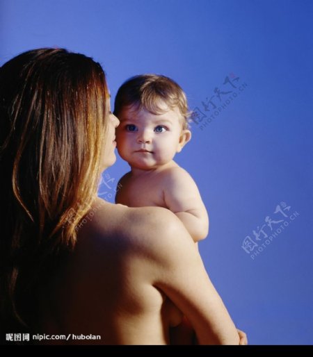 母亲与婴儿图片