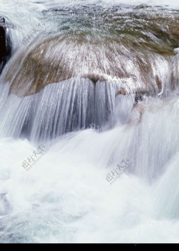 瀑布水源0246