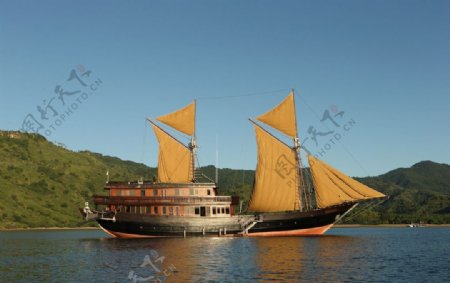 阿丽拉普娜玛号游艇