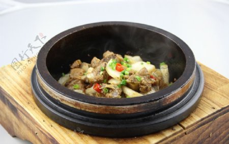 石锅捞菜排骨