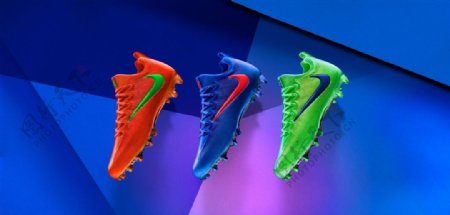 NIKE橄榄球鞋装备宣传广告