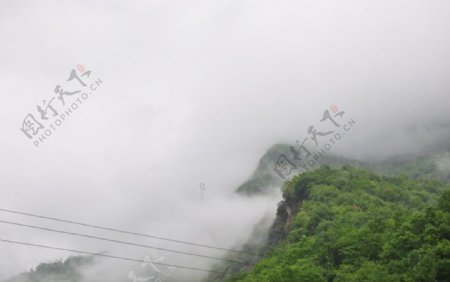 雨后深山