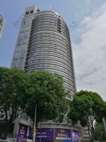弧形建筑高楼大厦
