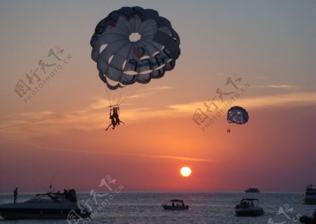 天空下的海面