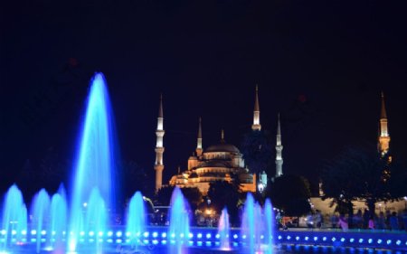 蓝色喷泉和清真寺