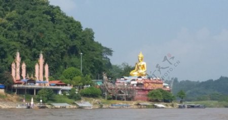 湄公河神像