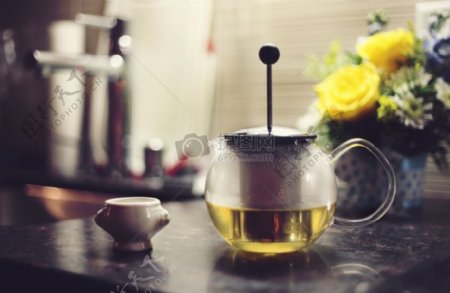 水花饮料锅茶早上模糊厨房家庭室卫生平整制作生活