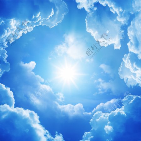 太阳和蓝天白云图片