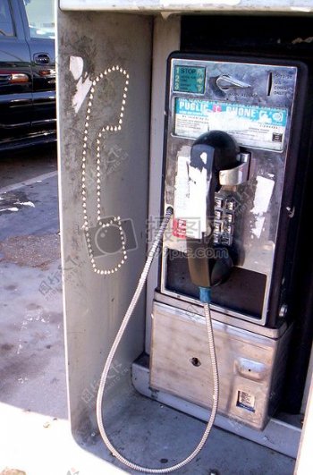 肮脏的电话亭