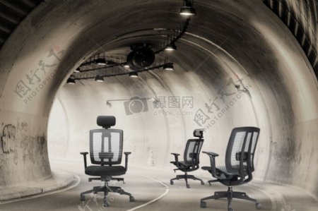 隧道里的座椅