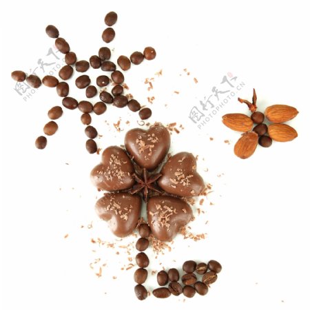 巧克力与咖啡豆杏仁图片